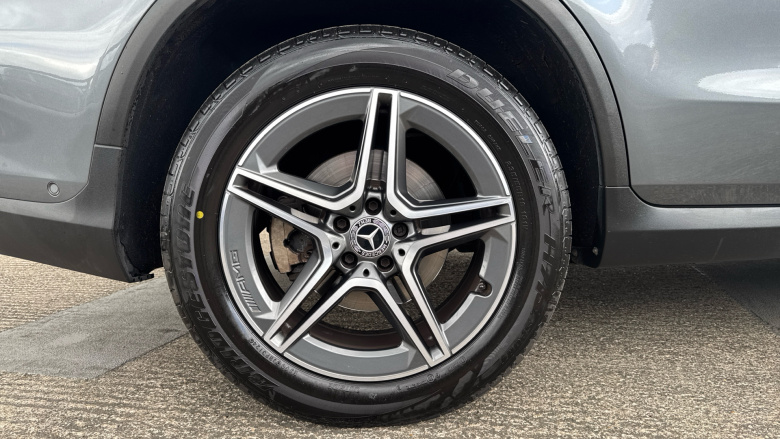 Mercedes-Benz GLC 220d 4Matic AMG Line 5dr 9G-Tronic Diesel Estate